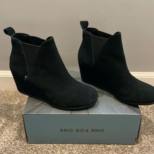 Toms wedge ankle boots